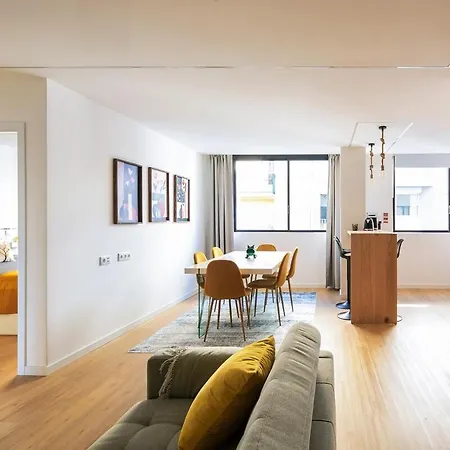 Apartment Yellow Breeze By Cozy