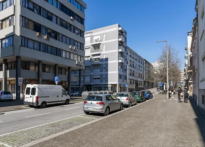 Yellow Breeze By Cozy *