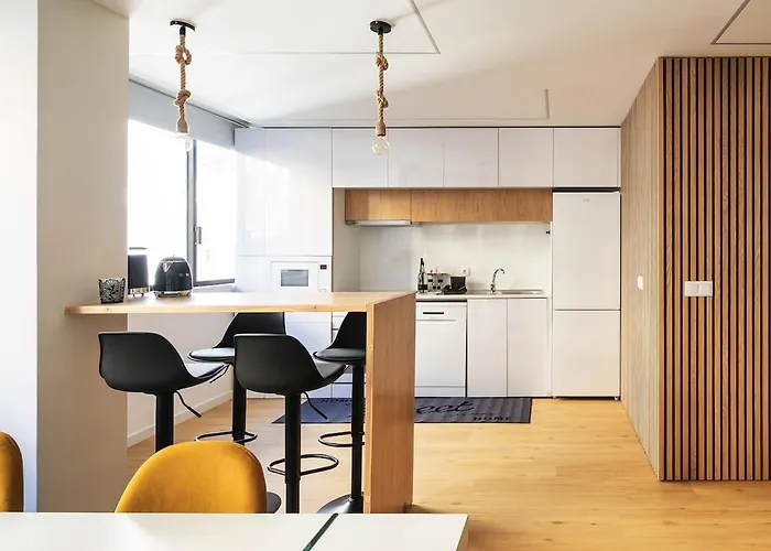 Yellow Breeze By Cozy Appartement