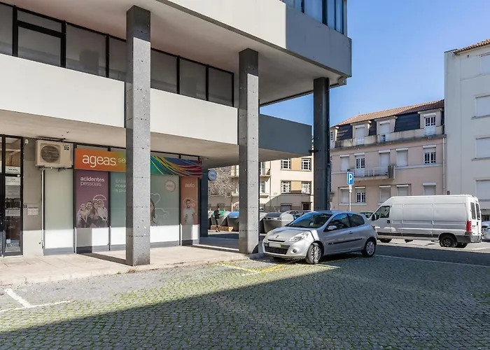 Yellow Breeze By Cozy * Oporto