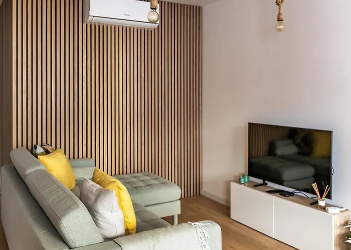 Yellow Breeze By Cozy Apartamento Oporto